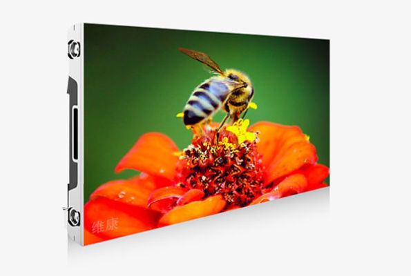 多媒體教室使用小間距LED屏好，還是會(huì)議一體機(jī)好？