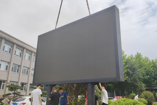 廣場舞臺(tái)與 LED 大屏幕比例設(shè)計(jì)的全面解析